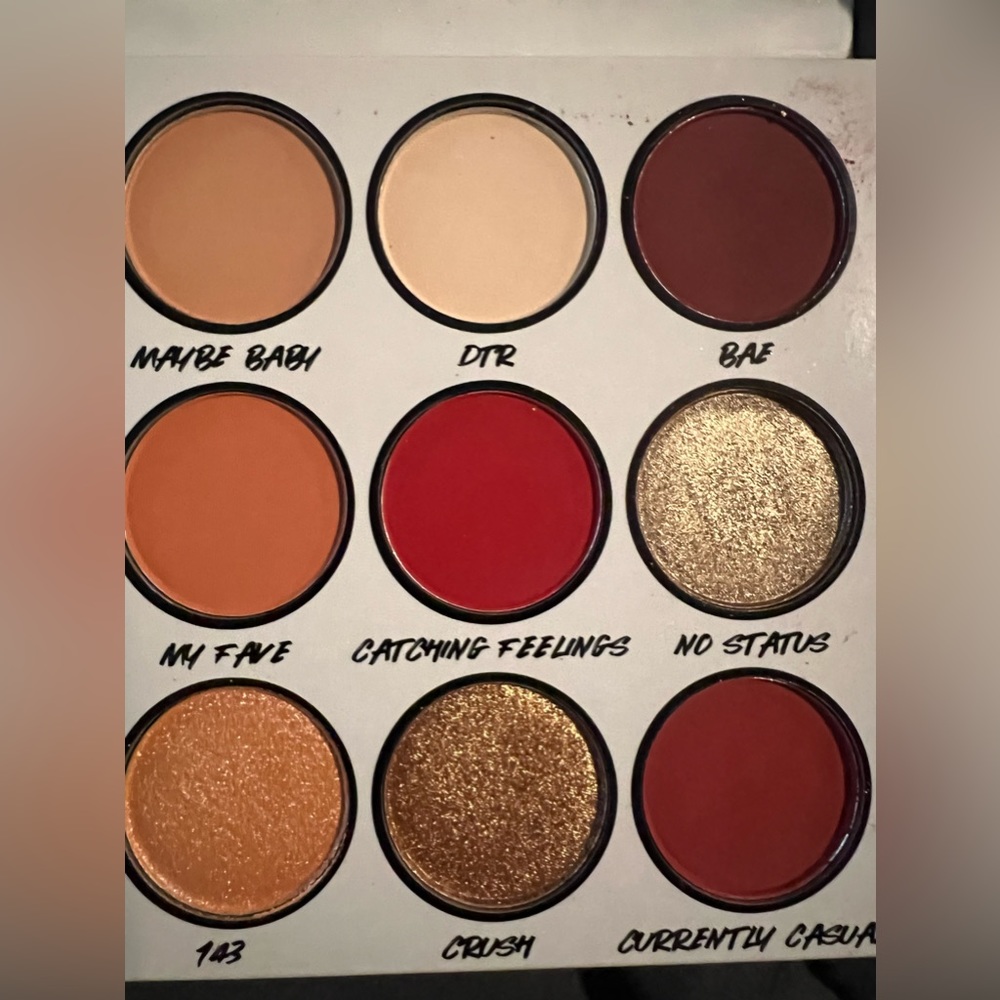 Bh cosmetics low key love you palette
